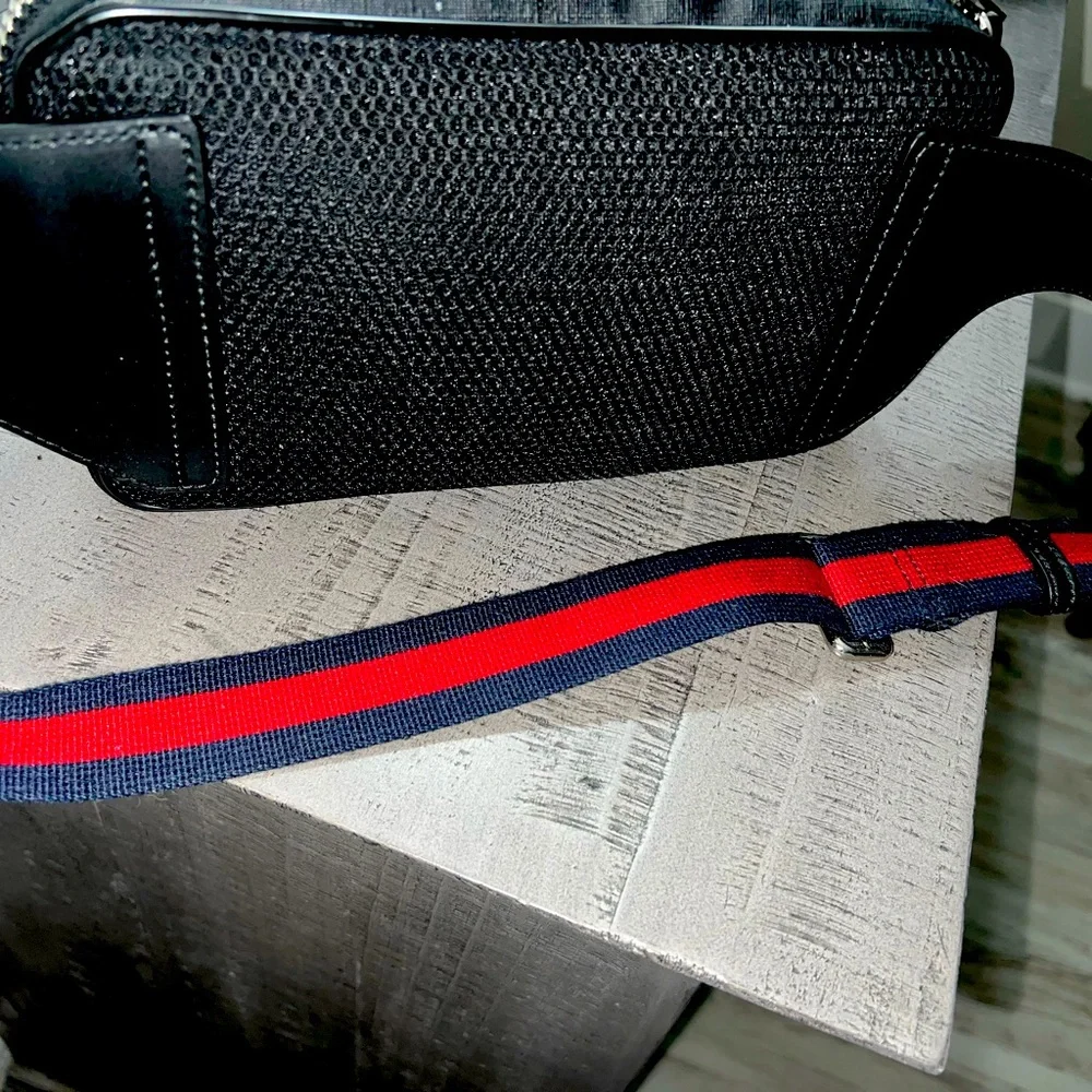 Gucci AUTHENTIC unisex GG Black belt bag. - Picture 3 of 7